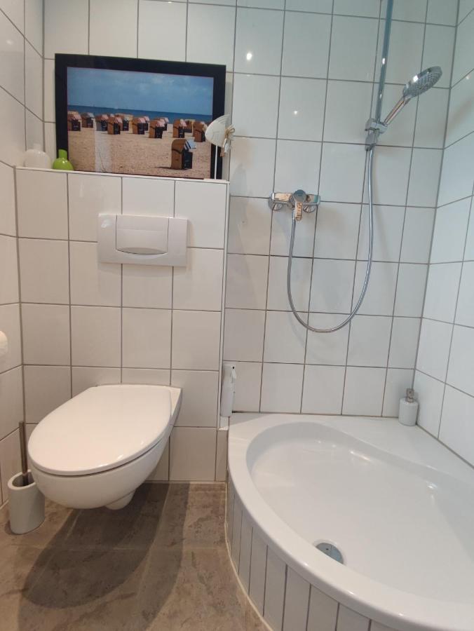 Zen Apartment - Spacious - Garden - Kitchen 卡尔斯鲁厄 外观 照片